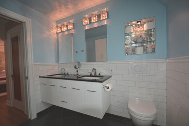 コロンバスにあるコンテンポラリースタイルのおしゃれな浴室の写真