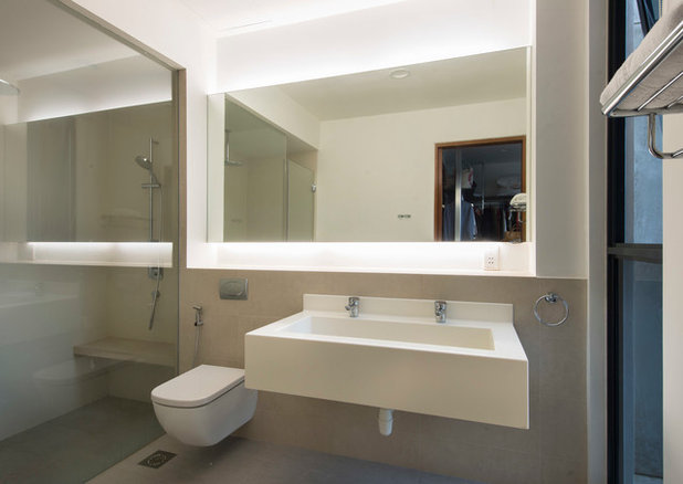 Contemporary Bathroom by ADX Architects