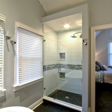 Alcove Shower with Frameless Door