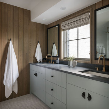 Farmhouse Bathroom