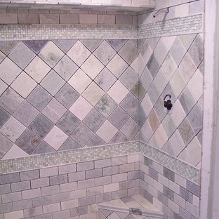 Esempio di una stanza da bagno stile americano