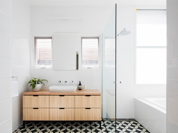 Contemporary Bathroom by Gardiner Architects