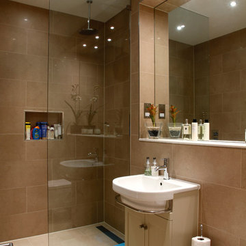 An additional shower room in the basement