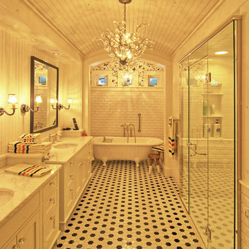 Annandale Lake Home