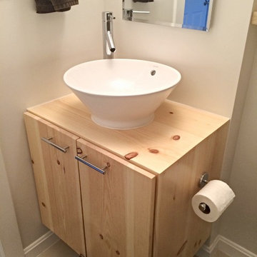 Annapolis Small Bathroom
