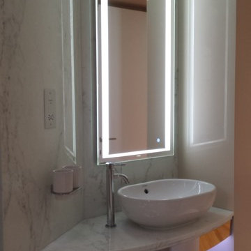 Apartment in Notting Hill: Main Ensuite Wash Bowl Vanity Area