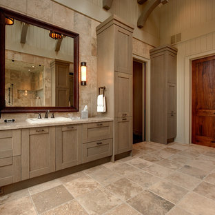 75+ Badezimmer mit braunen Schränken und Einbauwaschbecken Ideen