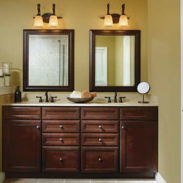 Aristokraft Cabinetry: Wentworth Vanity