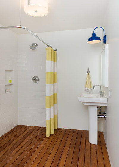 Contemporary Bathroom by Pinney Designs