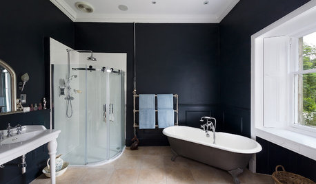 10 Bathrooms That Use Black to Great Effect