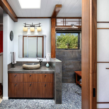 Asian-inspired bathroom