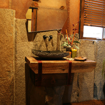 Aspen Creek Lodge - Guest Bathroom 2
