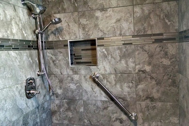 Example of a classic 3/4 bathroom design in Minneapolis with shaker cabinets and a freestanding vanity