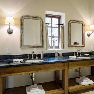 Award winning Lake Travis residence