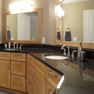Ayers Rock: Ann Arbor Bath Remodel for Two