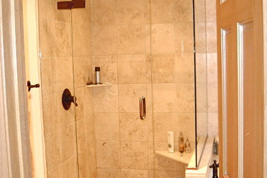 Example of a classic bathroom design in Minneapolis