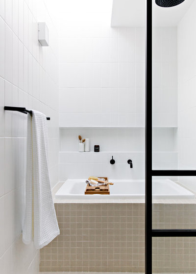 Contemporary Bathroom by Kitty Lee Architecture