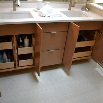 Bath Vanity with Wood Pull Out Drawers