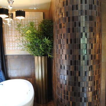 Bath with Curved Tile Wall