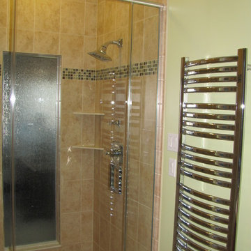 Bath with rain glass in shower