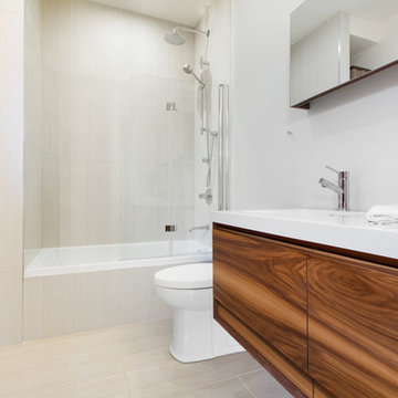 Bathroom and kitchen renovation / Renovation de salle de bain et cuisine
