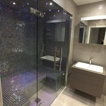 Bathroom & Steamroom