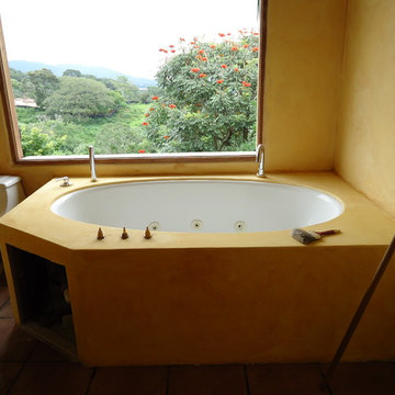 bathroom at the tropics