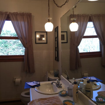Bathroom - before