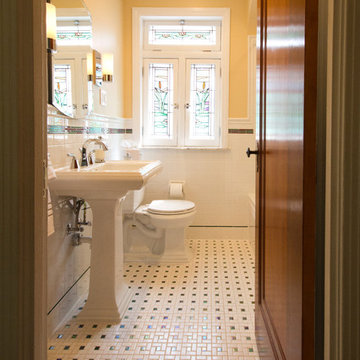 Bathroom by Designer, Henry Bath Team