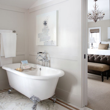 75 Beautiful Traditional Bathroom Pictures & Ideas - January, 2022 | Houzz