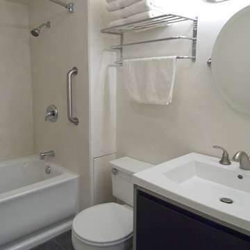 Bathroom condo