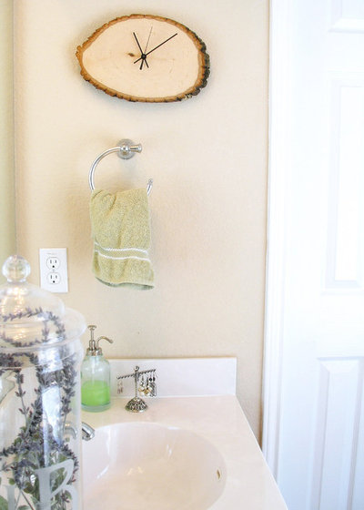 Eclectic Bathroom by Agnes Blum