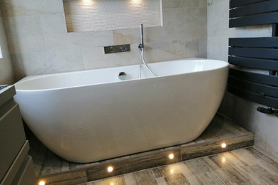 Design ideas for a modern bathroom in Surrey.