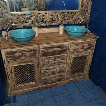 Bathroom in Traditional style with  antique Earthenware vanity sink
