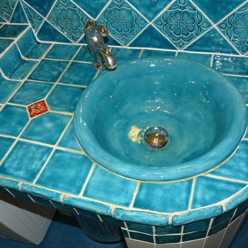 Bathroom in Traditional style with  hand-painted Earthenware sink