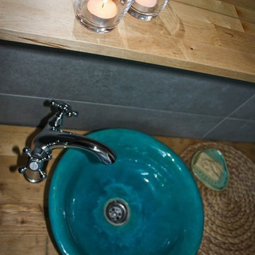 Bathroom in Traditional style with  old-fashioned ceramic vanity sink