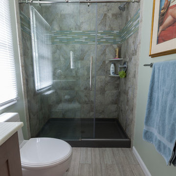 Bathroom: Ocean-inspired Contemporary
