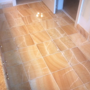 Bathroom onyx floor tile
