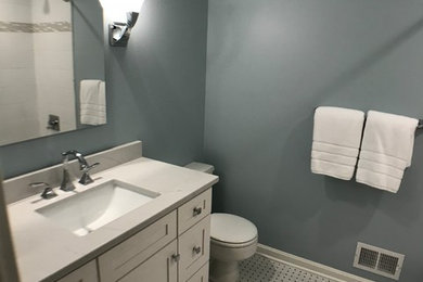 Bathroom - bathroom idea in Louisville