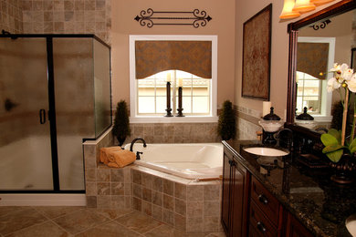 This is an example of a contemporary bathroom in Philadelphia.