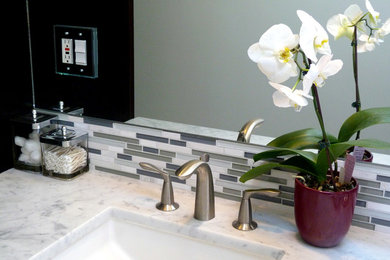 Inspiration for a contemporary bathroom remodel in Bridgeport