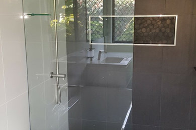 Modernes Badezimmer in Brisbane