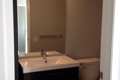 Modern bathroom in Calgary.
