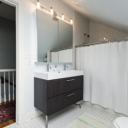 https://www.houzz.com/photos/bathroom-transitional-bathroom-louisville-phvw-vp~6168824