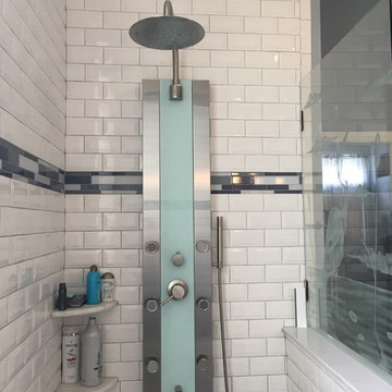 Bathroom - Subway tile