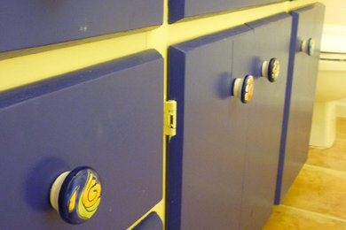 フェニックスにあるラスティックスタイルのおしゃれな浴室の写真