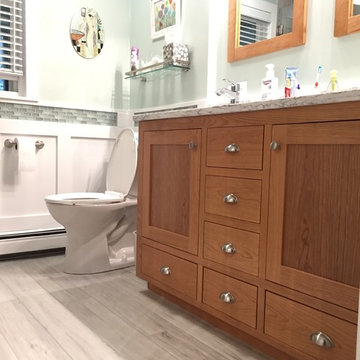 Bathroom Vanity with Bottom Drawers