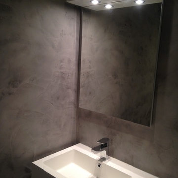 bathroom/wet room concrete finish