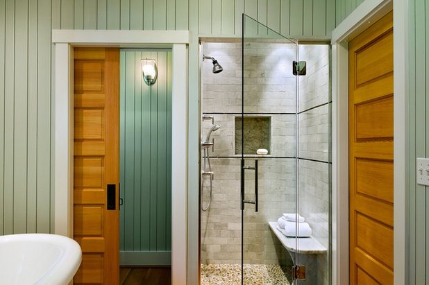 Beach Style Bathroom by Whitten Architects