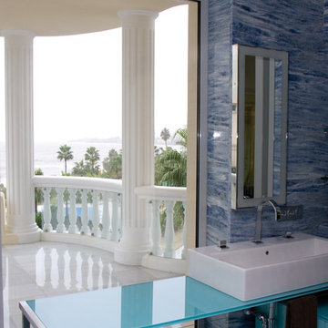 Bathroom with a seaview